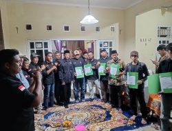 Pengurus DPC Penyerahan SK/Mandat PAC Kembangan dan Ranting Grib Jaya Kelurahan se-kecamatan Kembangan Jakarta Barat Berlangsung Lancar
