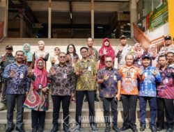 Walikota Jakpus Cek Harga Pangan di Pasar Tradisional dan Modern