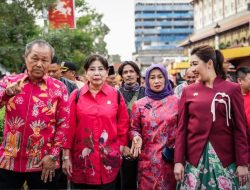 Cap Go Meh 2026 di Pancoran Meriah, Pramono Rangkul Para Mantan Gubernur