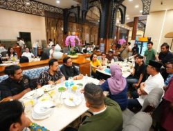 Menjalin Silaturahmi di Bulan Ramadan, Wali Kota Jakarta Barat Buka Puasa Bersama Jurnalis