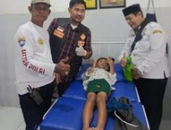 Tokoh Masyarakat Subang Pimpin Kegiatan Silaturahmi dan Sunatan Massal di Mesjid Almufalah