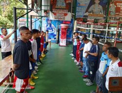 Promotor Niko Kilikily Kunjungi HS Boxing Camp, Pastikan Kesiapan Petinju Jelang Pertandingan