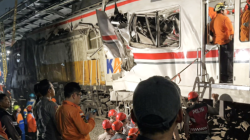 Tragedi Rel Bekasi: Tabrakan Keras KRL vs Argo Bromo, 5 Penumpang Tewas