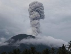 Gunung Ibu Erupsi Lagi, Warga Diminta Jauhi Zona Bahaya