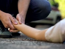 Kecelakaan Maut Jakarta Utara: Pejalan Kaki Terpeleset, Masuk Kolong Truk Kontainer
