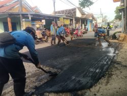 Demi Keselamatan Pengguna Jalan, UPT II Curug Gerak Cepat Tambal Jalan Rusak di Daru