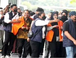 Kejari Jaksel Tak Tahan Roy Suryo dan dr Tifa, Publik Soroti Keputusan Jaksa
