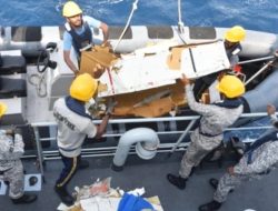 Boeing 737 Jatuh di Laut Arab, 5 Awak Masih Dicari