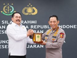 Kapolri Temui Jaksa Agung, Tegaskan Polri dan Kejagung Tetap Solid: “Jangan Berpikir Kami Rival”