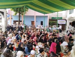 Pengurus Masjid Jami Al Ihrom RW 09 Prepedan Raya Kalideres Gelar Agenda Tahunan Berbagi Kebahagian Bersama Yatim Piatu dengan Penuh Hikmat