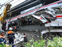 KNKT Ungkap Enam Faktor Tabrakan KA Argo Bromo dan KRL di Bekasi Timur